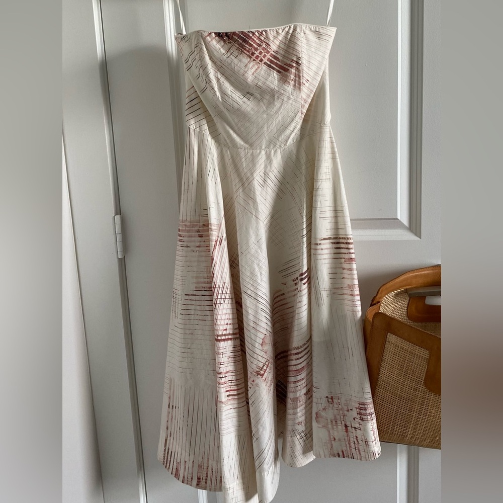 Strapless asymmetric summer dress